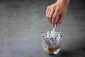 להפסיק לעשן עם מסטיק ניקוטין | גמילה מעישון עם ניקוטינל